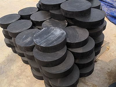 杂多县板式橡胶支座由若干层橡胶片与薄钢板经加压硫化